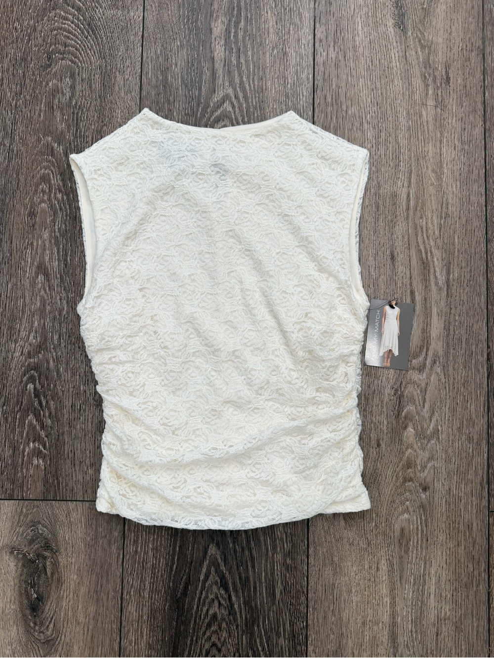 B. Wear Ivory Floral Lace Ruched Sleeveless Top NWT Size Medium